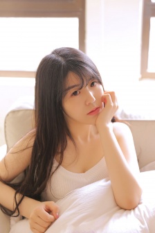 男的和女生在一起怼怼怼